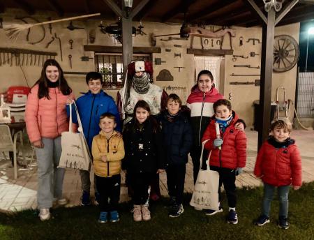 Imagen El Paje Real ha visitado los pueblos de la Val de Alferche