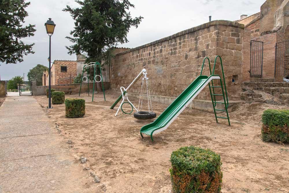 Imagen: Permisán. Parque infantil.